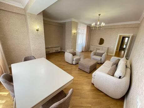 Elan №6184150 - Bakı, Elmlər Akademiyası m., 3 otaqlı, 130 m², 6/16 mərtəbə