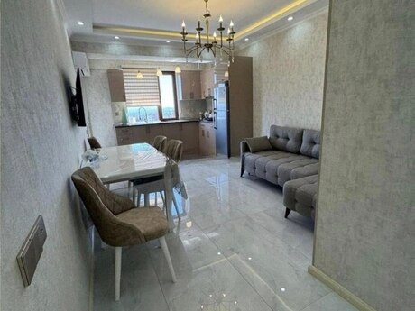 Elan №6184244 - Bakı, Yeni Günəşli q., 2 otaqlı, 60 m², 10/16 mərtəbə