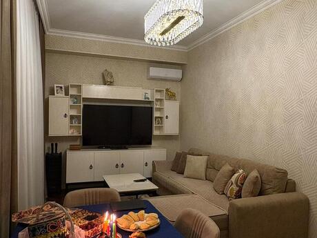 Elan №6184303 - Bakı, Elmlər Akademiyası m., 3 otaqlı, 84 m², 8/12 mərtəbə