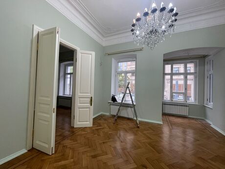 Elan №6184308 - Bakı, Sahil m., 3 otaqlı, 180 m²