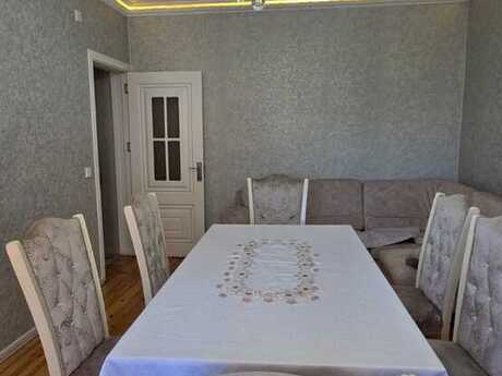 5 otaqlı köhnə tikili - Yeni Günəşli q. - 110 m²