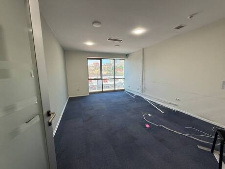 6 otaqlı ofis - Şah İsmayıl Xətai m. - 250 m²