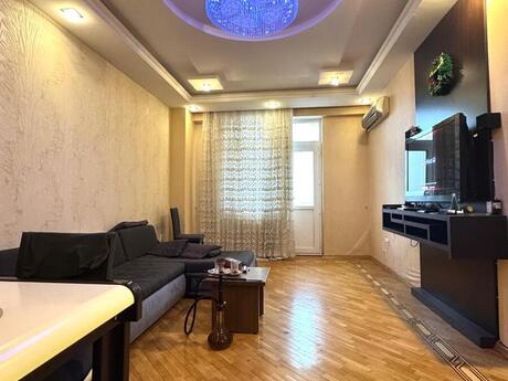 Elan №6184565 - Bakı, İnşaatçılar m., 2 otaqlı, 85 m², 4/17 mərtəbə