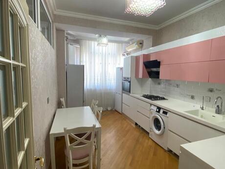 Объявление №6184663 - Баку, м. Иншаатчылар, 3-комн., 100 м², 16/17 этаж