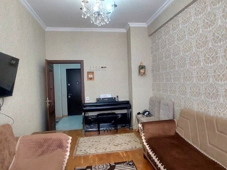 3-комн. новостройка - м. Кара Караев - 71 м²