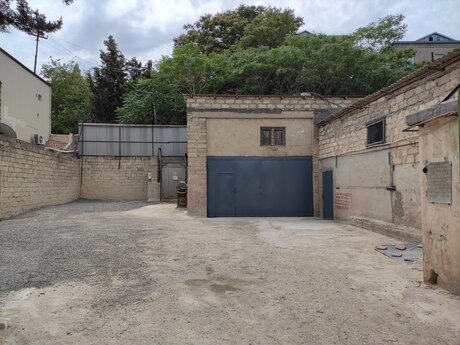 Obyekt - Qaraçuxur q. - 300 m²