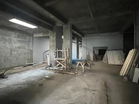 Obyekt - Elmlər Akademiyası m. - 950 m²
