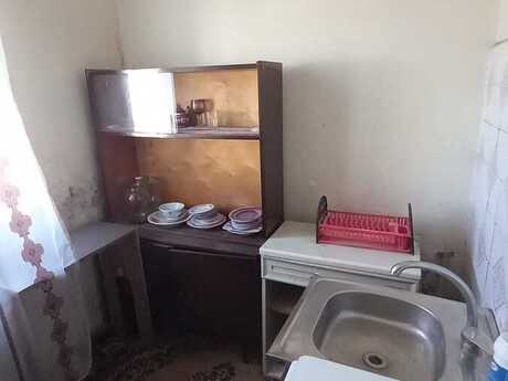 1-комнатная квартира, 28 м², 8 Noyabr: 105 000 ₼ 3