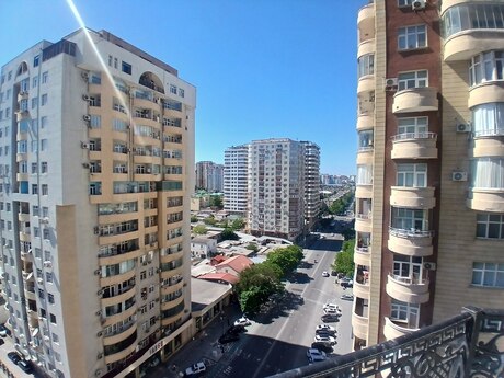 4 otaqlı mənzil, 227 m², Elmlər Akademiyası: 550 000 ₼ 3