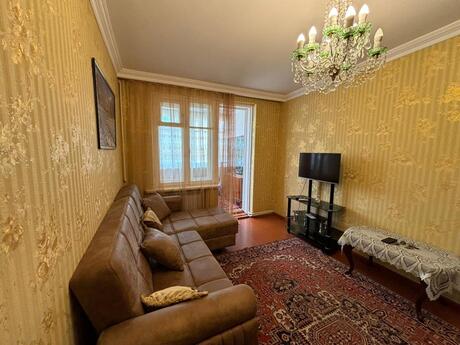 Elmlər Akademiyası m.