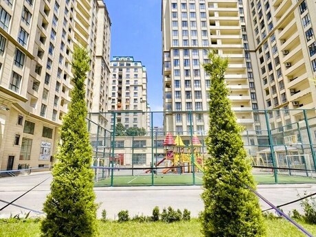 Elan №6185235 - Bakı, 28 May m., 2 otaqlı, 85 m², 4/17 mərtəbə