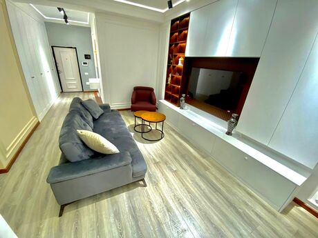 2-room apartment for rent, 75 m², İçəri Şəhər: 1 350 ₼/mo 4