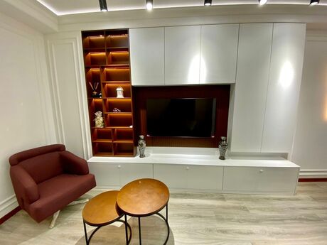 2-room apartment for rent, 75 m², İçəri Şəhər: 1 350 ₼/mo 2