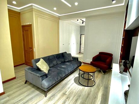 2-room apartment for rent, 75 m², İçəri Şəhər: 1 350 ₼/mo 3