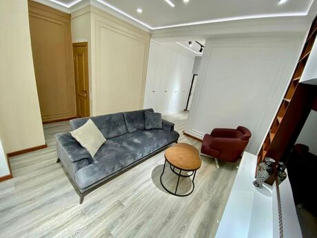 2-room apartment for rent, 75 m², İçəri Şəhər: 1 350 ₼/mo 5