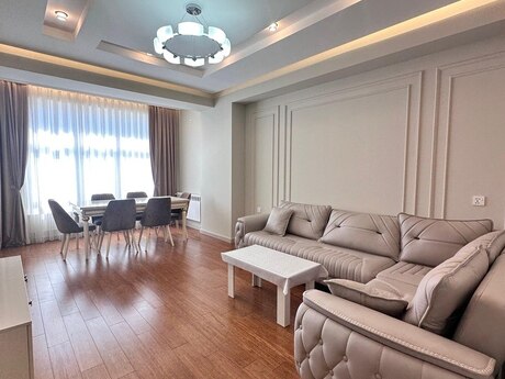 Kirayə 2 otaqlı mənzil, 80 m², 28 May: 1 500 ₼/ay 4