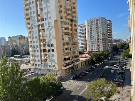 3 otaqlı mənzil, 150 m², Elmlər Akademiyası: 388 000 ₼ 3