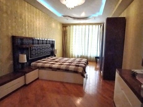 Объявление №6185951 - Баку, Насиминский  р., 3-комн., 200 м², 13/18 этаж