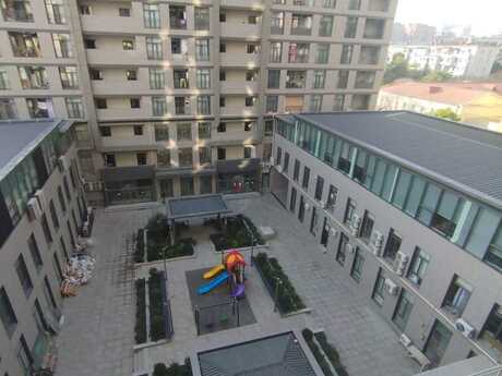 Elan №6185990 - Bakı, 28 May m., 3 otaqlı, 155.5 m², 10/17 mərtəbə