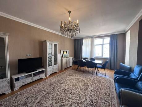 3 otaqlı mənzil, 147 m², İçəri Şəhər: 490 000 ₼ 2