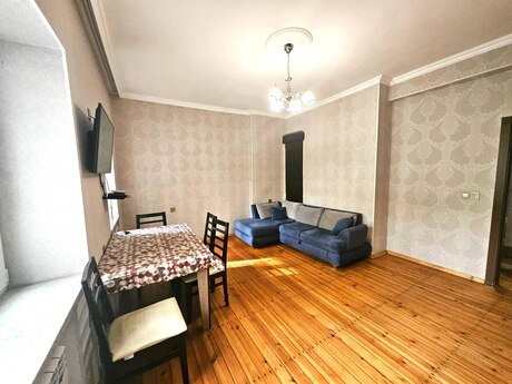 3 otaqlı mənzil, 70 m², Nəsimi: 223 000 ₼ 2