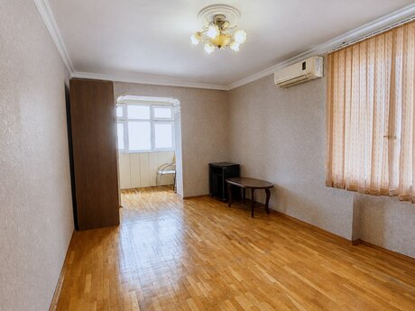 Elan №6186313 - Bakı, Nizami m., 1 otaqlı, 36 m², 4/5 mərtəbə