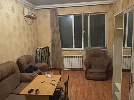 Elan №6186249 - Bakı, 8 Noyabr m., 2 otaqlı, 50 m², 1/5 mərtəbə