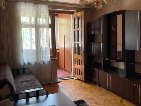 Объявление №6186426 - Баку, м. Гянджлик, 2-комн., 45 м², 3/5 этаж