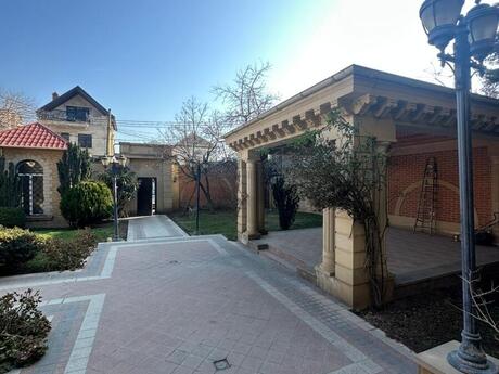 12 otaqlı həyət evi, 980 m², Gənclik: 2 400 000 ₼ 2