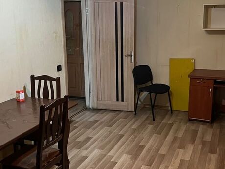 Elan №6186958 - Bakı, 8-ci kilometr q., 1 otaqlı, 45 m², 1/5 mərtəbə