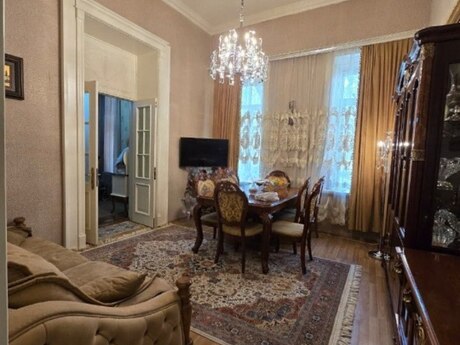 Elan №6186742 - Bakı, Nizami m., 3 otaqlı, 80 m², 2/2 mərtəbə