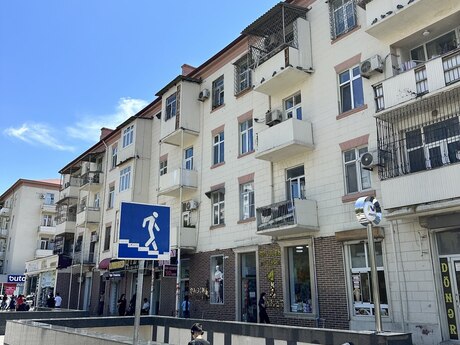 Elan №6186913 - Bakı, Qara Qarayev m., 3 otaqlı, 75 m², 2/5 mərtəbə