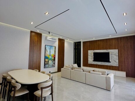 4 otaqlı həyət evi/bağ evi - Mərdəkan q. - 250 m²