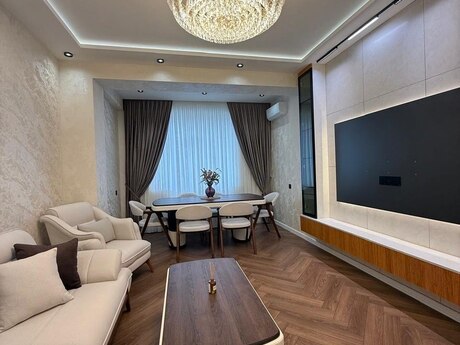 3 otaqlı mənzil, 105 m², Həzi Aslanov: 328 000 ₼ 2