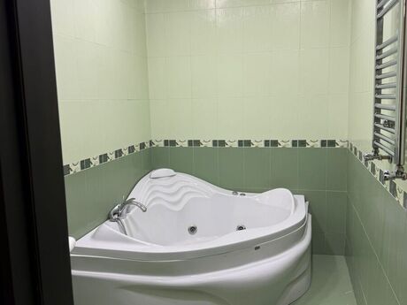 2 otaqlı mənzil, 120 m², 28 May: 360 000 ₼ 4