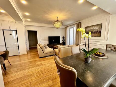 Elan №6187399 - Bakı, Badamdar q., 3 otaqlı, 130 m², 18/19 mərtəbə