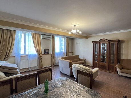 3 otaqlı mənzil, 115 m², İnşaatçılar: 255 000 ₼ 3