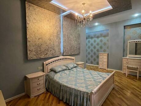 4 otaqlı mənzil, 182 m², Nizami: 530 000 ₼ 5