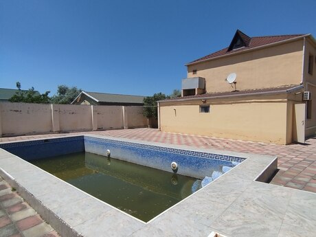 6 otaqlı həyət evi, 220 m², Görədil: 470 000 ₼ 2