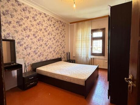 3 otaqlı köhnə tikili - Yeni Yasamal q. - 95 m²