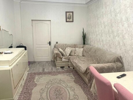 Elan №6187624 - Bakı, Nəriman Nərimanov m., 3 otaqlı, 72 m², 1/4 mərtəbə