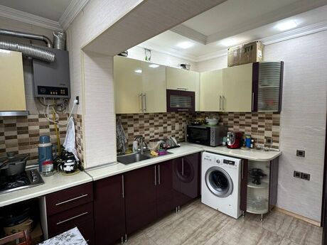 3 otaqlı köhnə tikili - Xətai r. - 100 m²