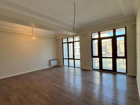 3 otaqlı mənzil, 112 m², 20 Yanvar: 363 000 ₼ 2