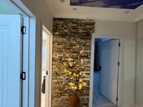 3 otaqlı köhnə tikili - Köhnə Günəşli q. - 70 m²