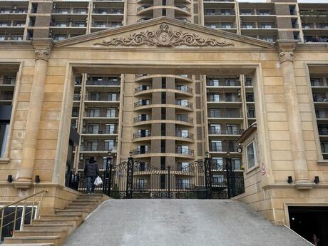 Elan №6187998 - Bakı, Nəriman Nərimanov m., 4 otaqlı, 200 m²