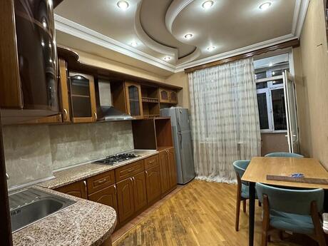 Объявление №6188044 - Баку, м. Иншаатчылар, 2-комн., 60 м², 2/5 этаж