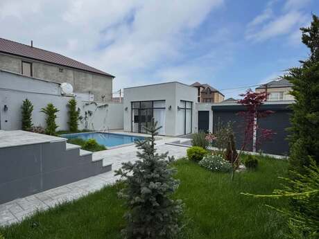 5 otaqlı həyət evi/bağ evi - Mərdəkan q. - 280 m²