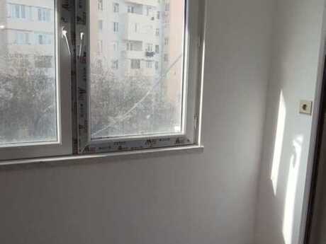 2 otaqlı köhnə tikili - Qara Qarayev m. - 42 m²