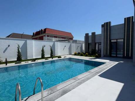 5 otaqlı həyət evi/bağ evi - Mərdəkan q. - 250 m²