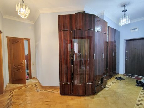 Elan №6183051 - Bakı, Nərimanov r., 2 otaqlı, 90 m², 5/17 mərtəbə